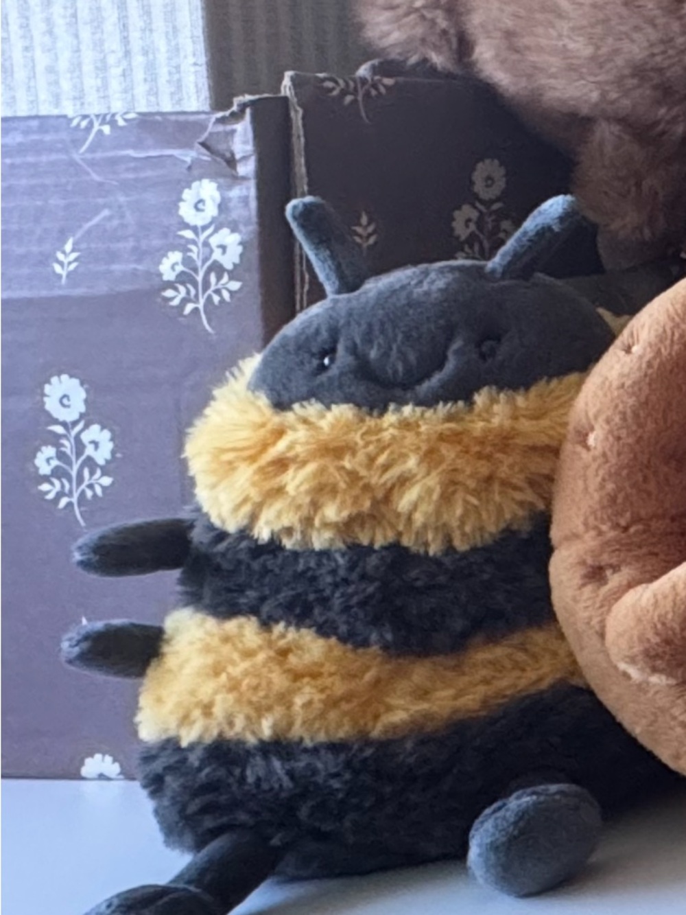 Jellycat Albee Bee Plush NWT*